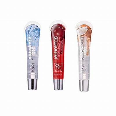 Ruby kisses Jellicious Gloss
